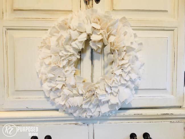 How to make a Christmas Fabric Rag Wreath