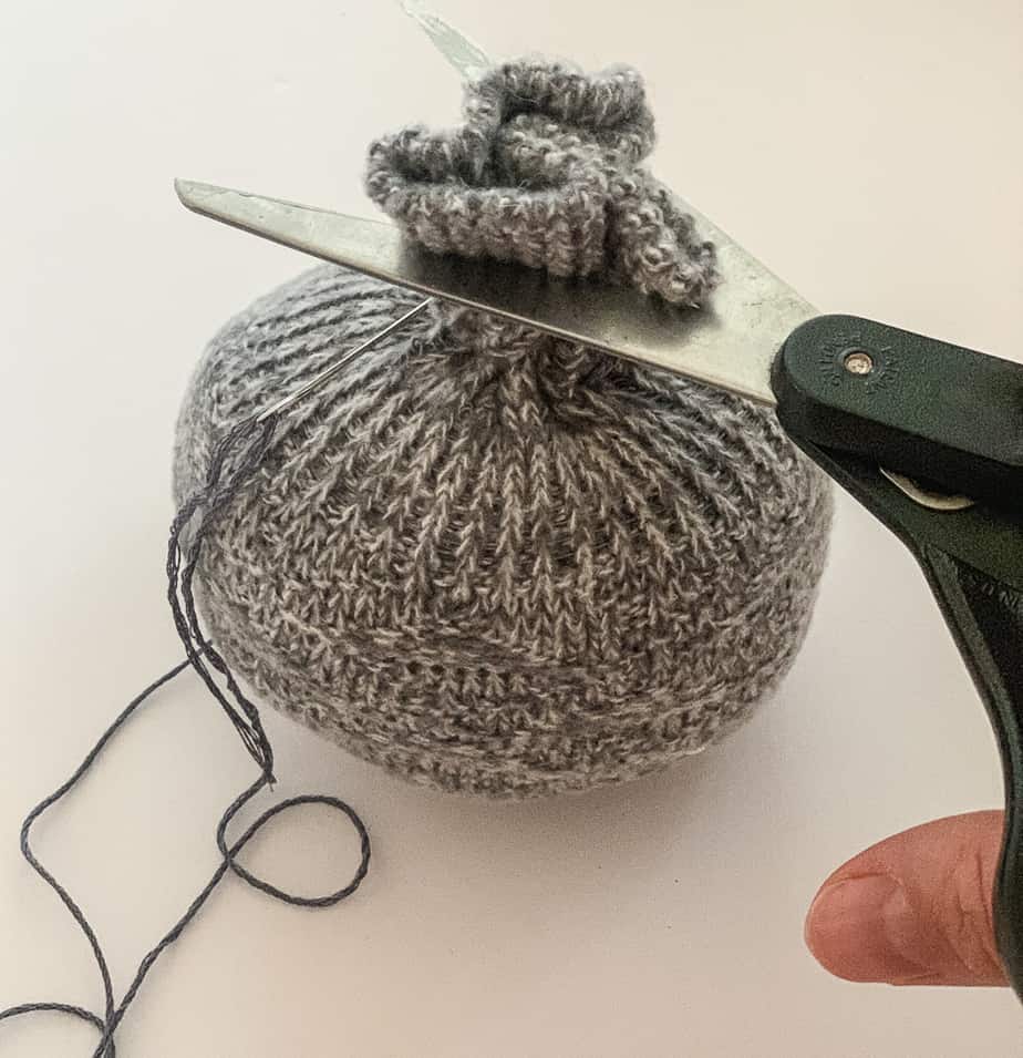 How to Make Fabric Pumpkins Out of Old Socks