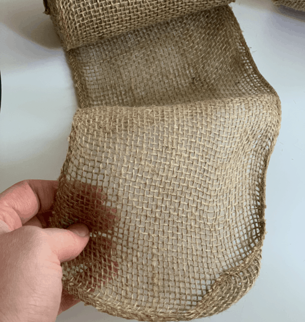 How to Make an Easy Fall Burlap Wreath - A Well Purposed Woman