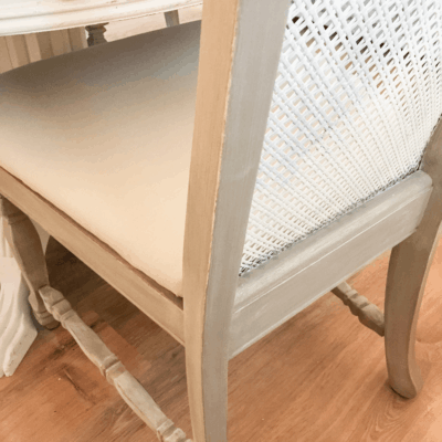 Choosing Dining Room Chair Slipcovers: 4 Farmhouse Styles