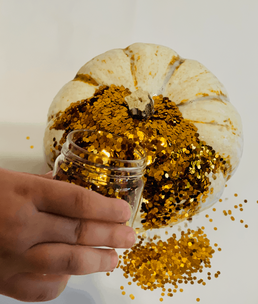 How to Make Glitter Pumpkins