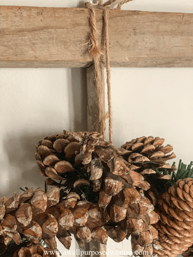 Easy 30 Minute Pine Cone Wreath
