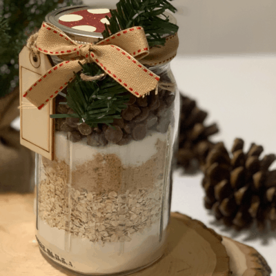 Mason Jar Cookies (Free Printable gift)