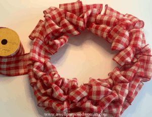 Tutorial Wire Ribbon Wreath How to make a Ribbon Wreath the Easy Way - A Well Purposed Woman