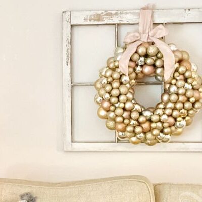 How to make an Ornament Wreath the Easy Way