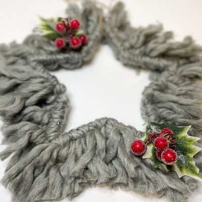 How to make a Star Wreath with Chunky Yarn