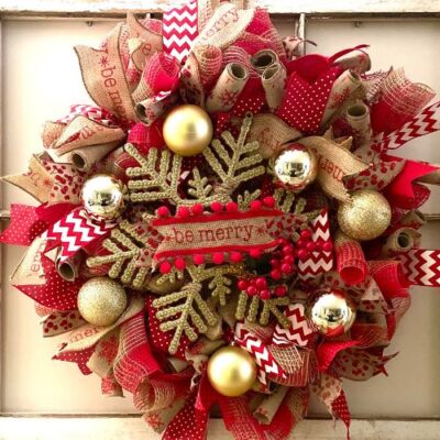10 Easy & Gorgeous Christmas Wreath Ideas for your Front Door